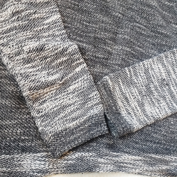 Gray light sweater - Picture 4 of 4